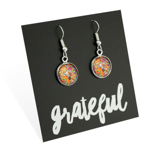 FLORAL WONDERS - Grateful - Bright Silver Dangle Earrings - FLOWER PATCH (11142)