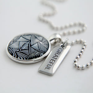 Black & White Collection - Bright Silver 'GRATEFUL' Necklace - Scratch - (11214)